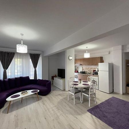 Deny'S Apartament Gura Humorului Eksteriør billede